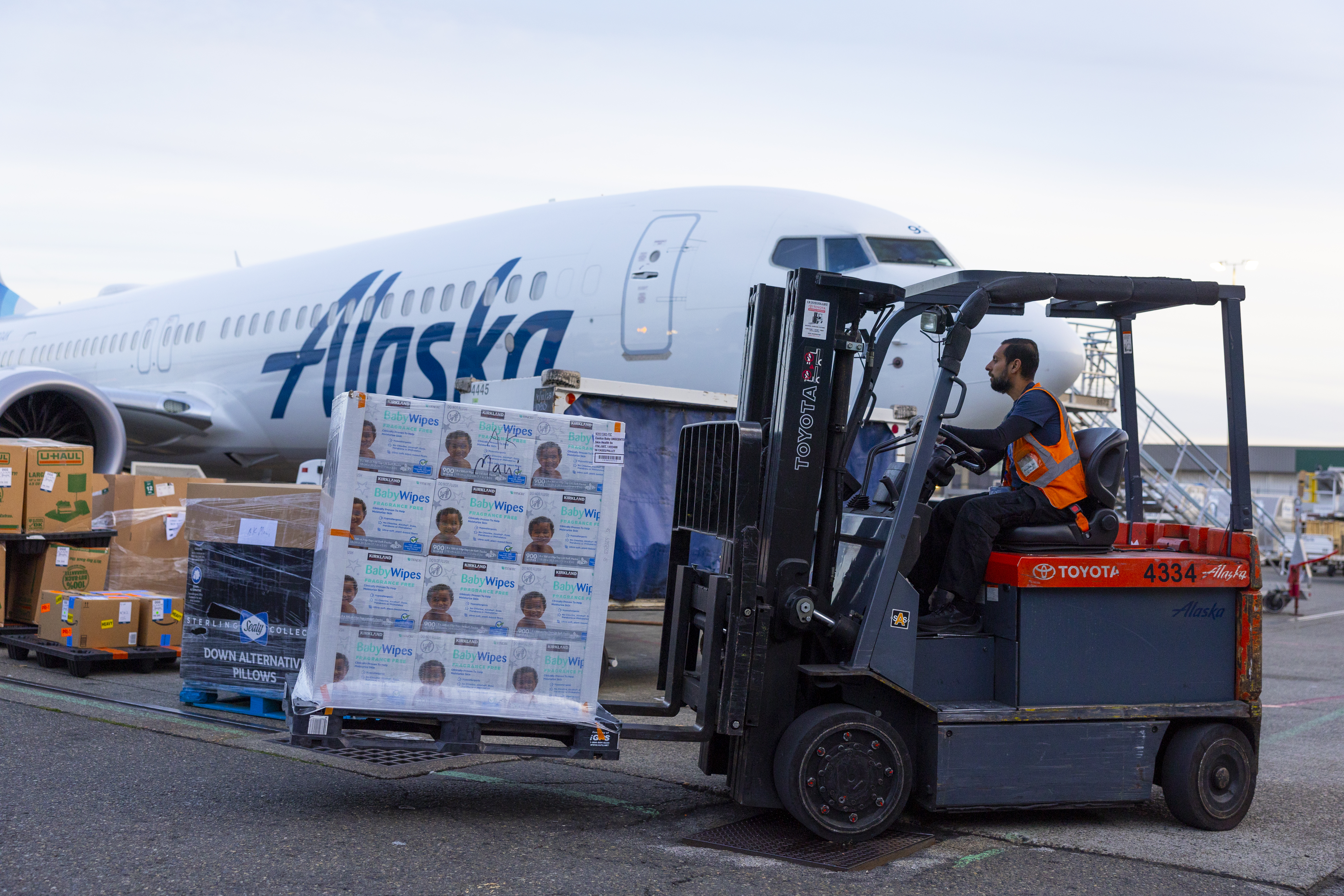 MKT_2310_737_MAX_9_air2air_018