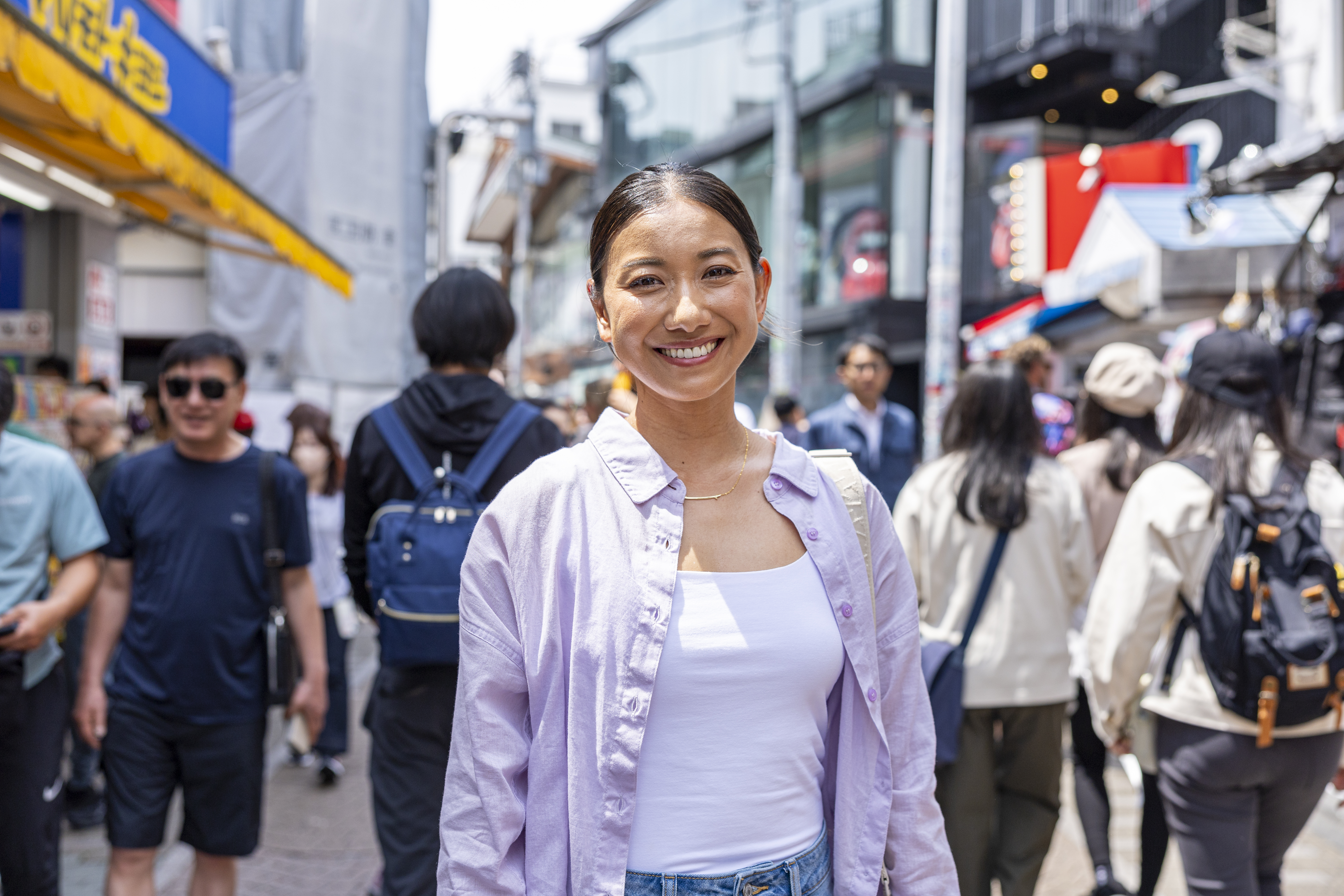 Hawaiian Airlines, Alaska Airlines flight attendants tour Tokyo hero-ANC